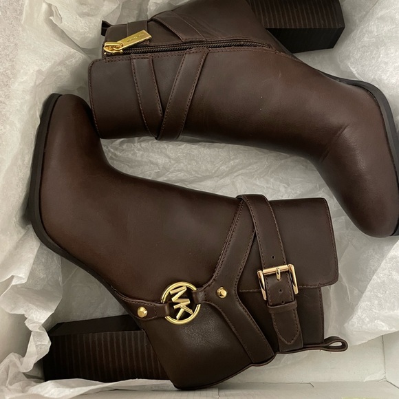 Michael Kors Preston Studded Leather Ankle Boot - Picture 5 of 6